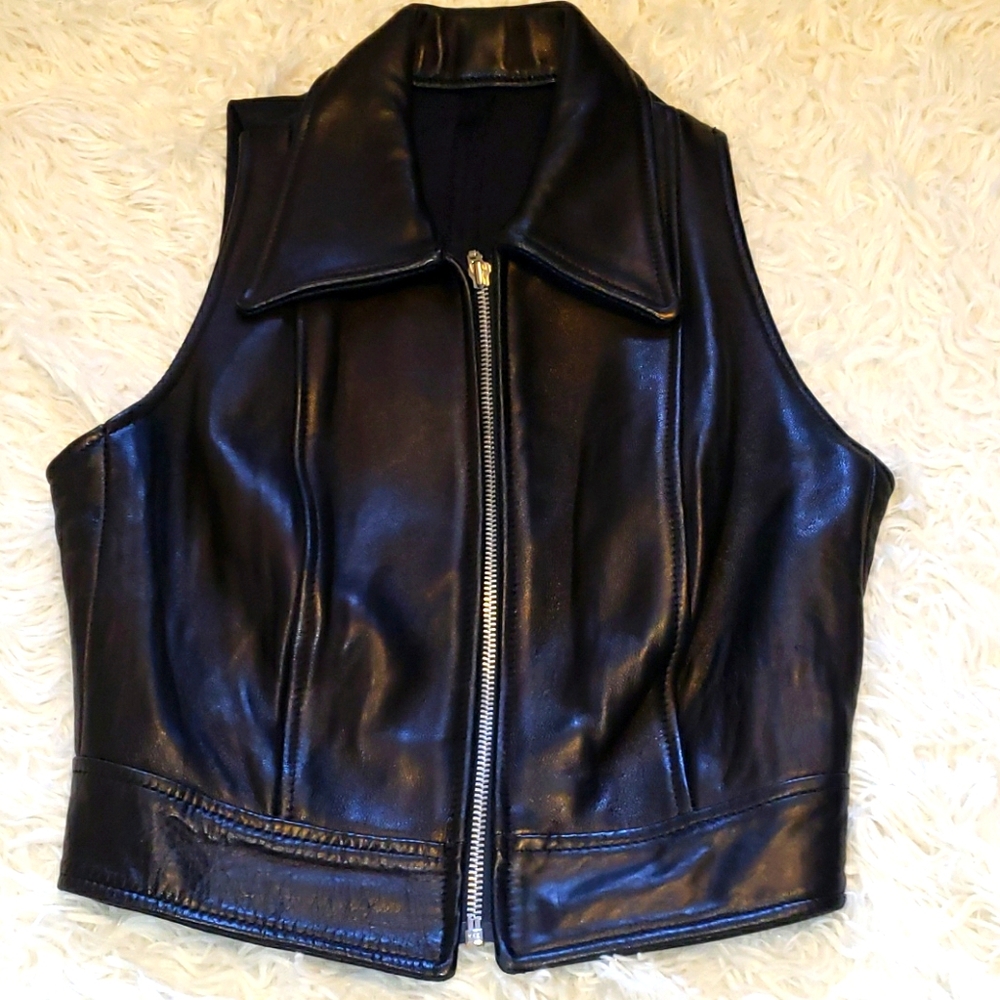 Bebe Black Leather Crop Zippered Vest Small nwt